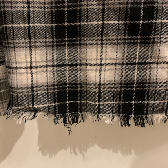 Frame black checkered button down - Picture 5 of 5